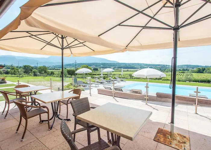 Ca' Marognole 3* Caprino Veronese